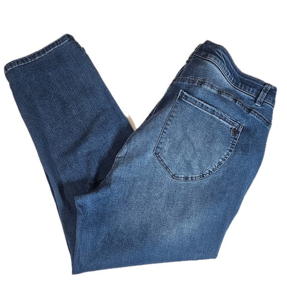 Democracy Jeans Womens 20W Blue Ab Technology Stretch Denim Plus Size Curvy - Picture 2 of 6